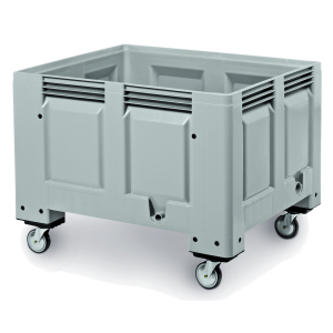 Solid pallet container with 4 wheels